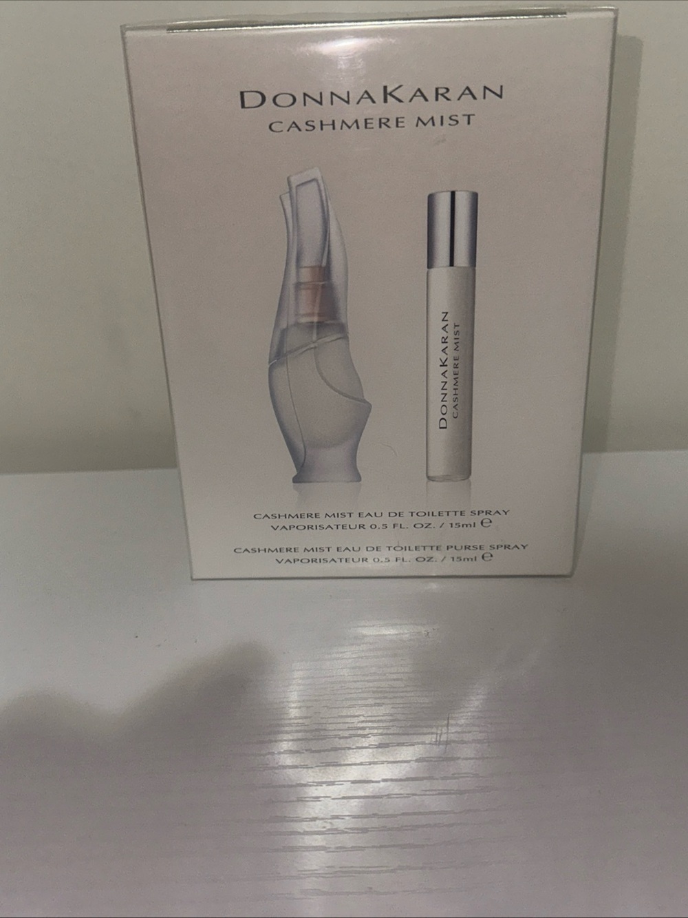 Donna Karan Cashmere Mist Perfume Gift Set – Eau de Toilette & Purse Spray - Picture 5 of 5